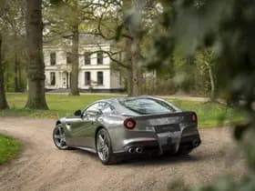 Ferrari F12 thumbnail 31