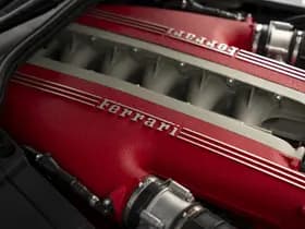 Ferrari F12 thumbnail 36