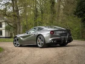 Ferrari F12 thumbnail 6