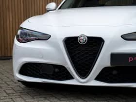 Alfa Romeo Giulia thumbnail 14