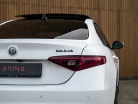 Alfa Romeo Giulia thumbnail 21