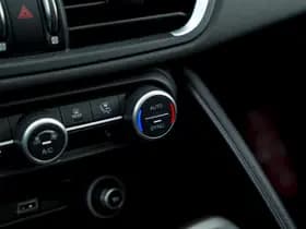 Alfa Romeo Giulia thumbnail 29