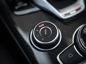 Alfa Romeo Giulia thumbnail 11