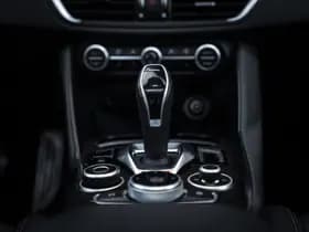 Alfa Romeo Giulia thumbnail 26