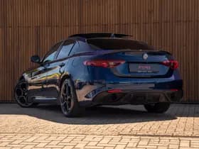 Alfa Romeo Giulia thumbnail 5