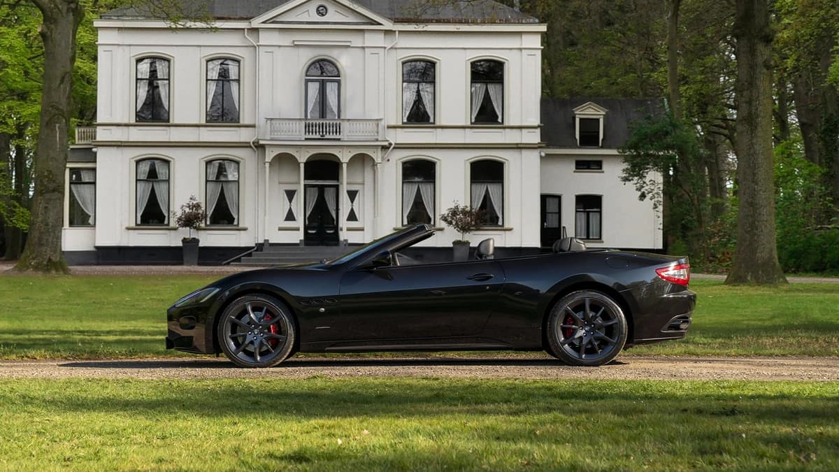Maserati GranCabrio — foto 1