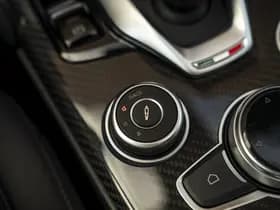 Alfa Romeo Giulia thumbnail 38