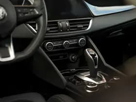 Alfa Romeo Giulia thumbnail 43