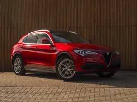 Alfa Romeo Stelvio thumbnail 3
