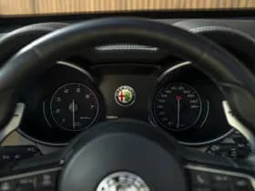 Alfa Romeo Stelvio thumbnail 34