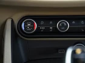 Alfa Romeo Stelvio thumbnail 39