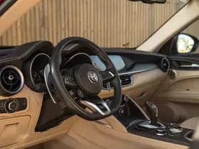 Alfa Romeo Stelvio thumbnail 7