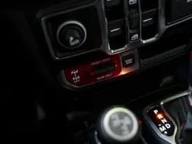 Jeep Wrangler thumbnail 12