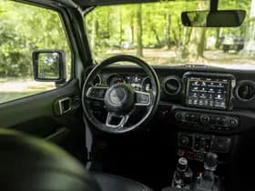 Jeep Wrangler thumbnail 40