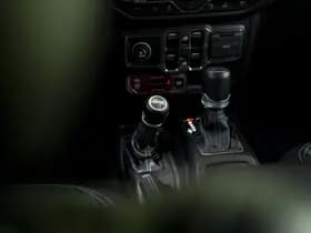 Jeep Wrangler thumbnail 42