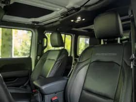 Jeep Wrangler thumbnail 8
