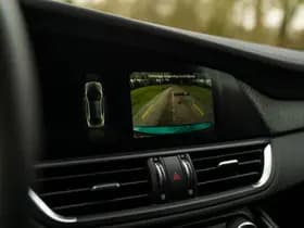 Alfa Romeo Giulia thumbnail 43