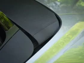 Aston Martin Vantage thumbnail 12