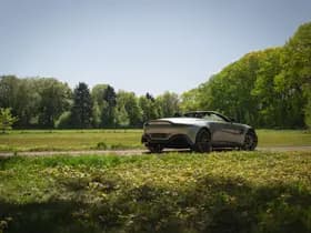 Aston Martin Vantage thumbnail 21