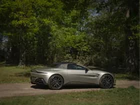 Aston Martin Vantage thumbnail 24