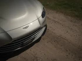 Aston Martin Vantage thumbnail 25