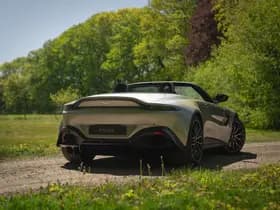 Aston Martin Vantage thumbnail 4