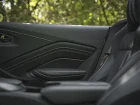 Aston Martin Vantage thumbnail 36