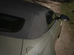 Aston Martin Vantage thumbnail 38