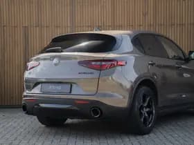Alfa Romeo Stelvio thumbnail 20