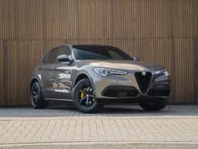 Alfa Romeo Stelvio thumbnail 3