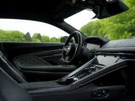 Aston Martin DB12 thumbnail 11