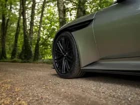Aston Martin DB12 thumbnail 32