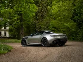 Aston Martin DB12 thumbnail 38