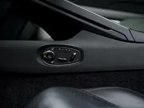 Aston Martin DB12 thumbnail 56