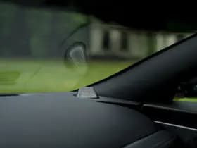 Aston Martin DB12 thumbnail 60