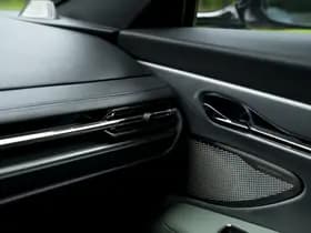 Aston Martin DB12 thumbnail 64