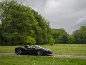 Ferrari 458 thumbnail 3