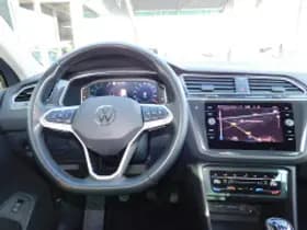 Volkswagen Tiguan thumbnail 3