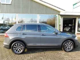 Volkswagen Tiguan thumbnail 4