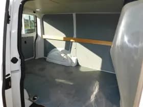 Volkswagen Transporter thumbnail 25