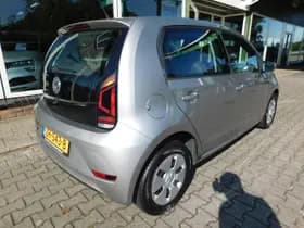 Volkswagen Up thumbnail 25