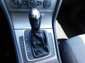 Volkswagen Golf thumbnail 22