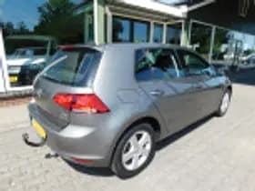 Volkswagen Golf thumbnail 52