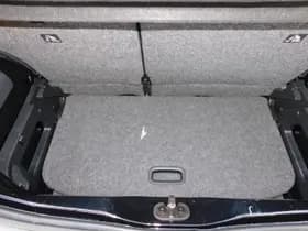 Volkswagen Up thumbnail 23