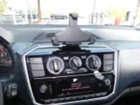 Volkswagen Up thumbnail 44