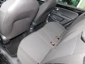 Volkswagen Up thumbnail 23