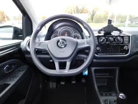 Volkswagen Up thumbnail 9