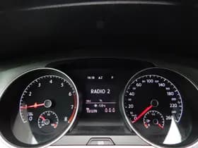 Volkswagen Golf thumbnail 17