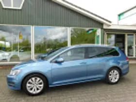 Volkswagen Golf thumbnail 42