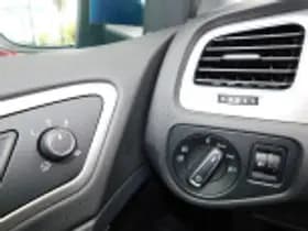 Volkswagen Golf thumbnail 49